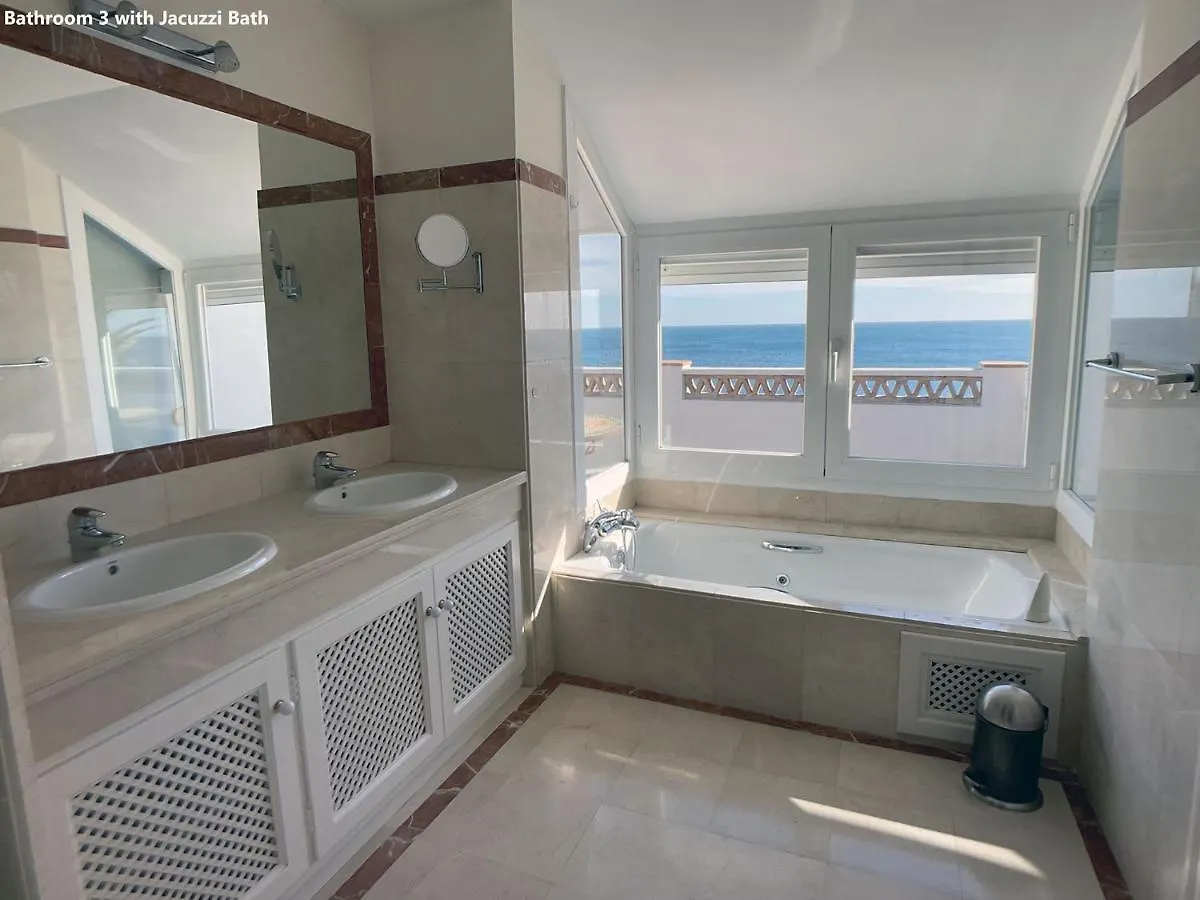 La Perla De La Bahia Apartment Casares